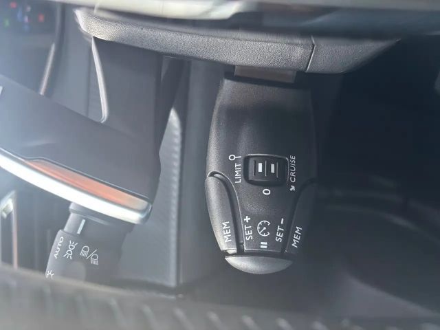 Peugeot 2008 Allure Pack