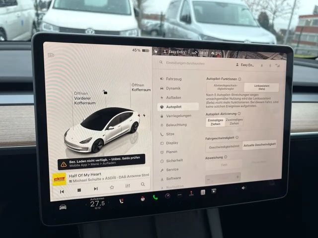 Tesla Model 3 RWD