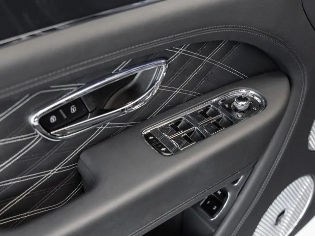 Bentley Bentayga EWB Mulliner von BENTLEY FRANKFURT