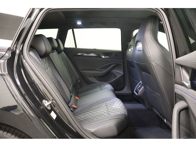 Volkswagen Passat 2.0 TDI R-Line Variant