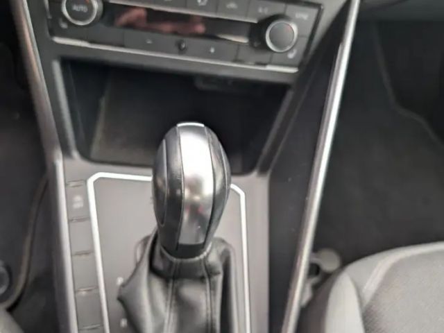 Volkswagen Polo 1.0 TSI DSG Highline