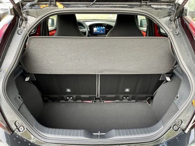 Toyota Aygo X Hatchback Play Team D