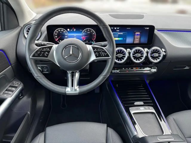 Mercedes-Benz GLA 200 Progressive