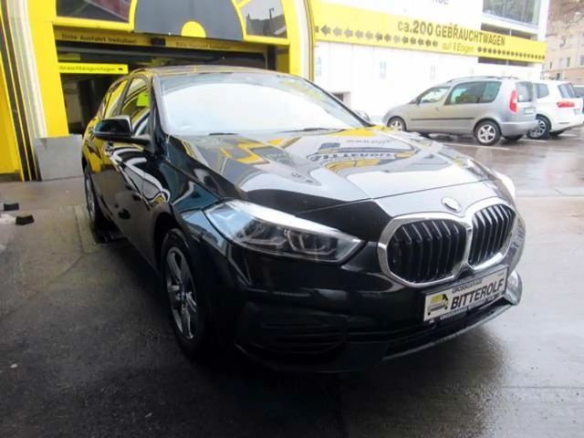 BMW 118 118i Advantage pakket Sedan