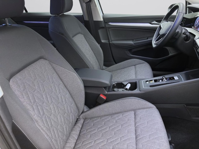 Volkswagen Golf 1.5 eTSI DSG Life Variant