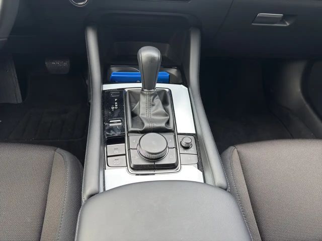 Mazda 3 2.5L SkyActiv e-Skyactiv