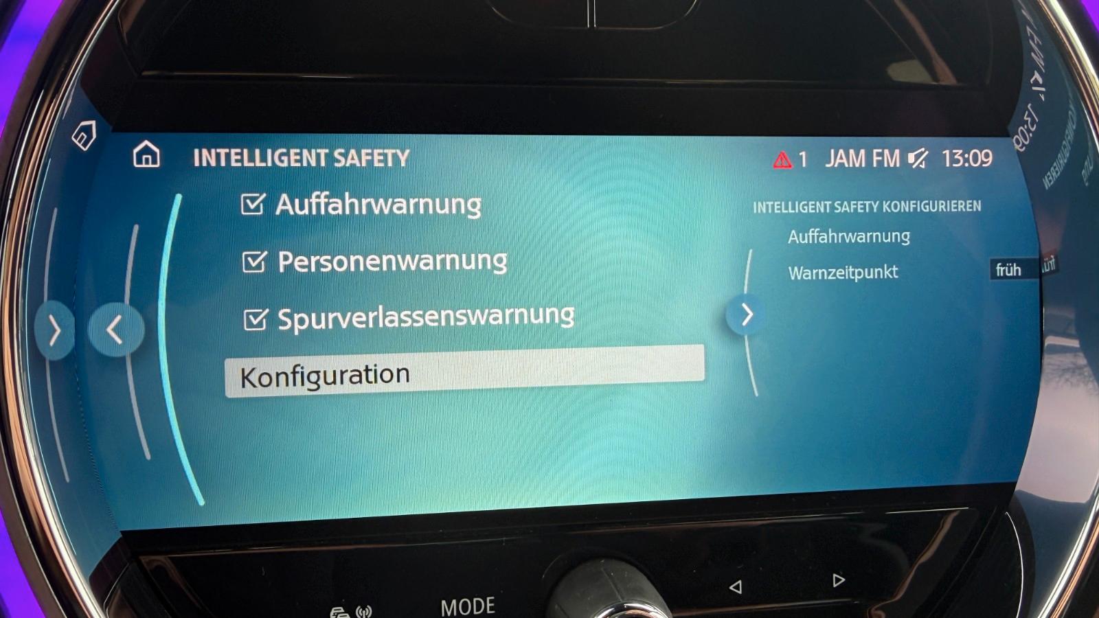 MINI Cooper D Countryman JKW Trim LED Navi Kam DAB