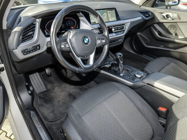 BMW 116 116d 5-deurs Advantage pakket Sedan