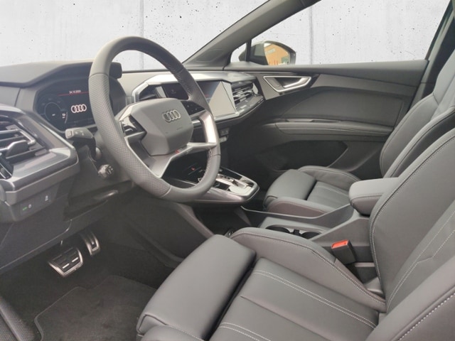 Audi Q4 e-tron SUV 45 e-tron Audi Q4 e-tron