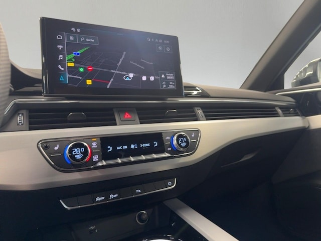 Audi A4 35 TFSI Avant S-Line S-Tronic