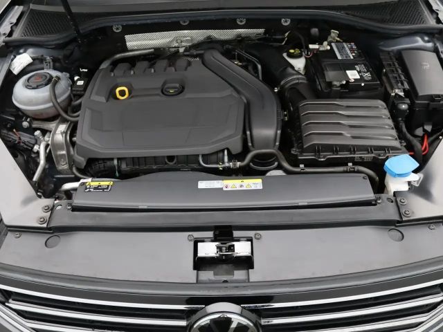 Volkswagen Passat 1.5 TSI Business DSG Variant