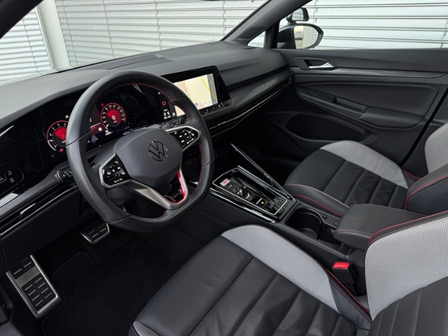 Volkswagen Golf 2.0 TSI DSG Golf VIII