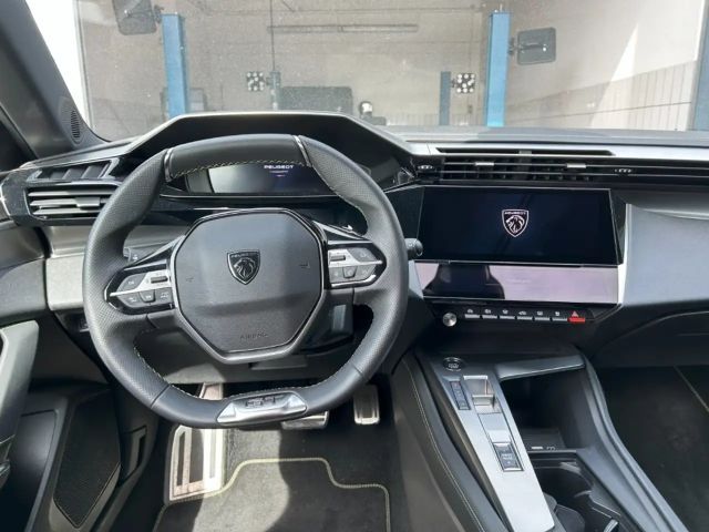 Peugeot 408 130 EAT8 GT-Line PureTech