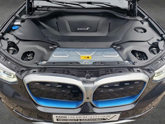 BMW iX3 Impressive iX3