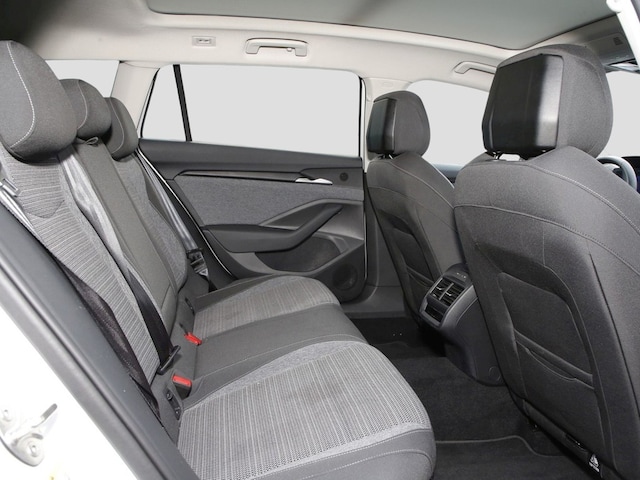 Skoda Superb 2.0 TDI Combi Selection