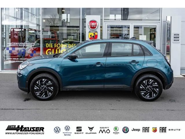 Fiat 600e Hybrid 1.2 DCT KOMFORT KAMERA KEYLESS LED SITZHZG.