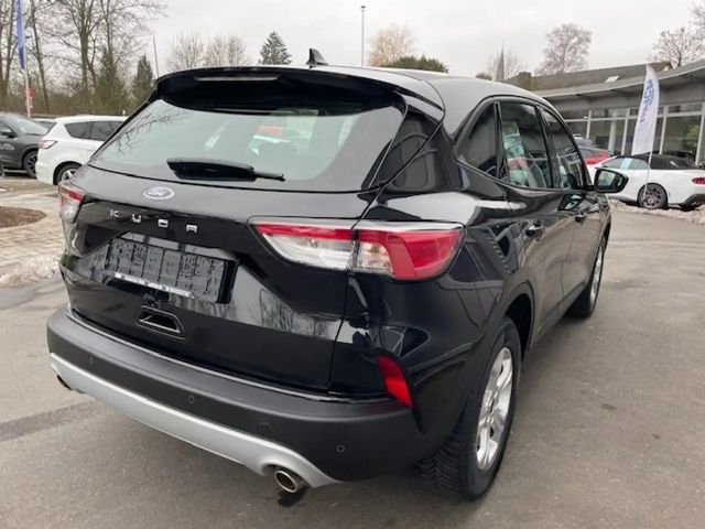Ford Kuga Cool & Connect