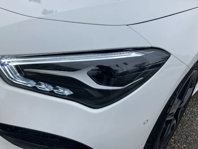 Mercedes-Benz CLA 200 Coupé