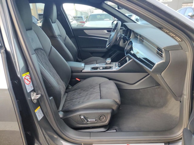 Audi S6 Avant Quattro