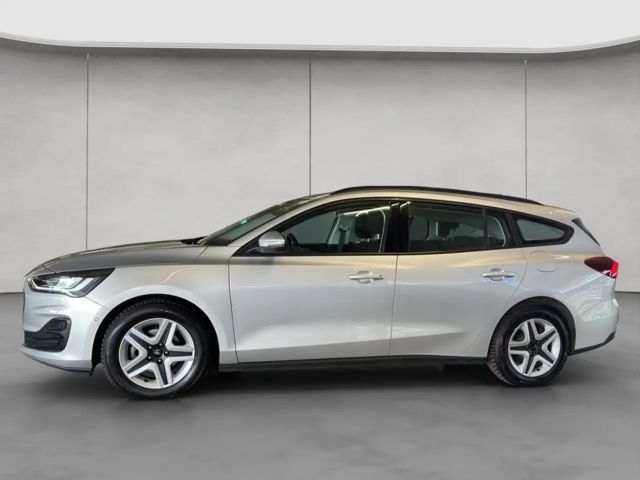 Ford Focus Cool & Connect EcoBoost Wagon