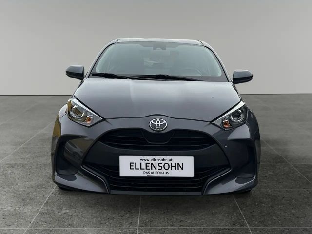 Toyota Yaris Active Hatchback
