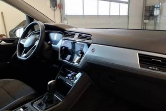 Volkswagen Touran 1.5 TSI DSG