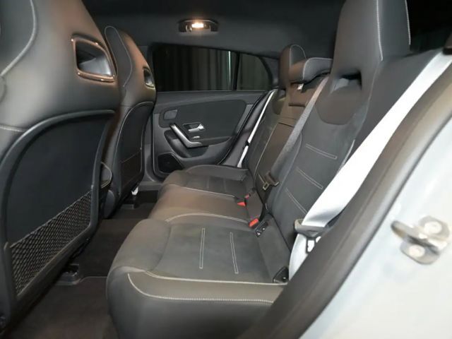 Mercedes-Benz CLA 180 AMG Line Shooting Brake