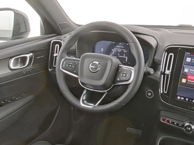 Volvo XC40 Dark Plus