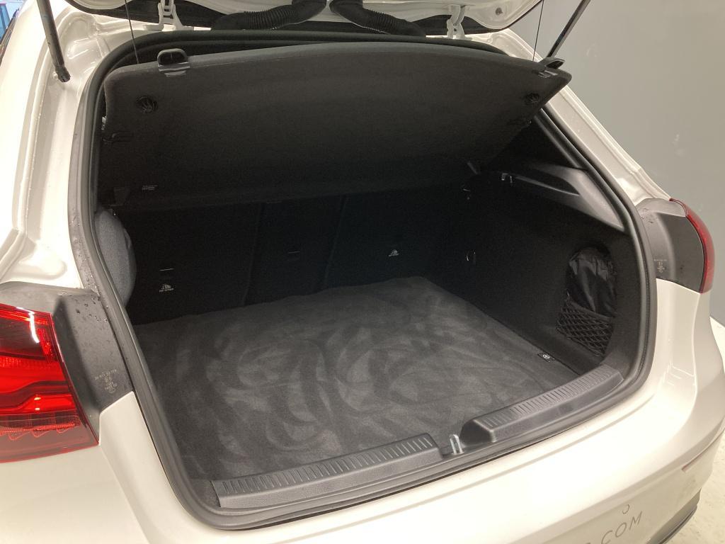 Mercedes-Benz A 200 AMG Line