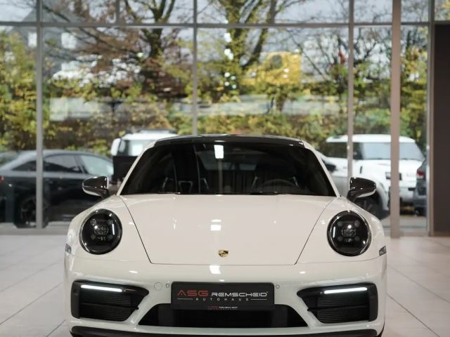 Porsche 911 Carrera Coupé GTS