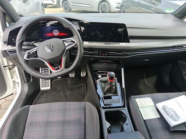 Volkswagen Golf 2.0 TSI GTI