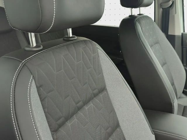 Volkswagen Touran 1.5 TSI DSG IQ.Drive