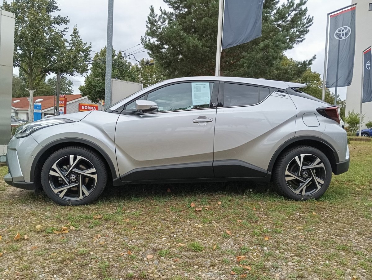 Toyota C-HR 5-deurs Team D