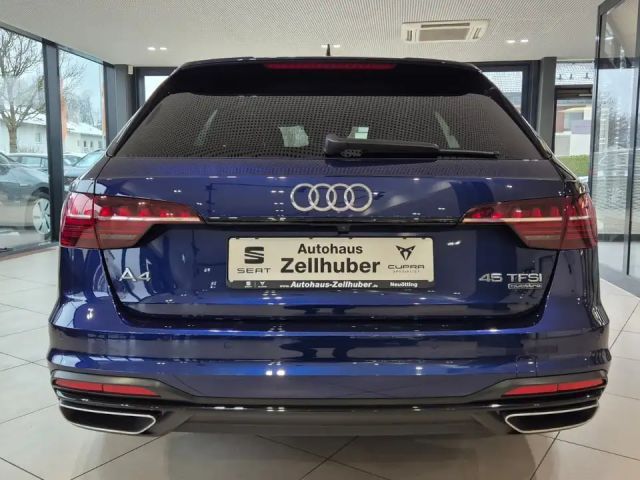 Audi A4 45 TFSI Avant Quattro