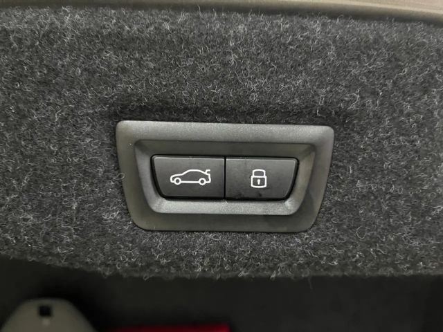 BMW 520 520i M-Sport Sedan