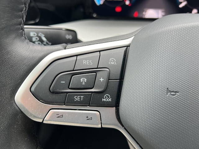 Volkswagen Golf 1.5 TSI Variant