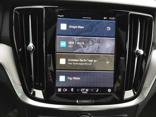 Volvo V60 Cross Country AWD Plus