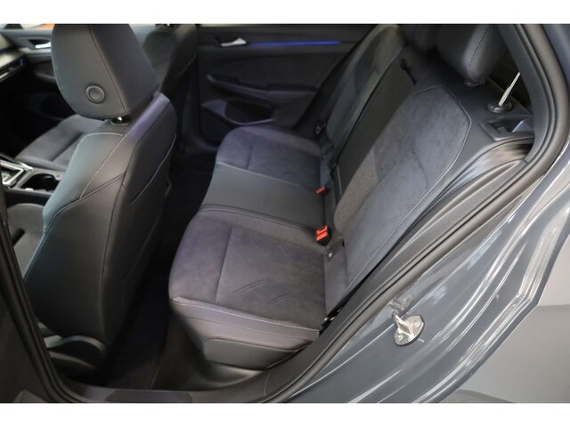 Volkswagen Golf 1.5 eTSI