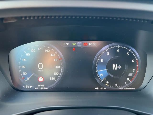 Volvo XC40 Momentum