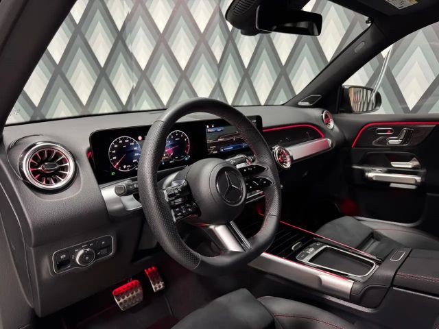 Mercedes-Benz GLB 180 AMG Line