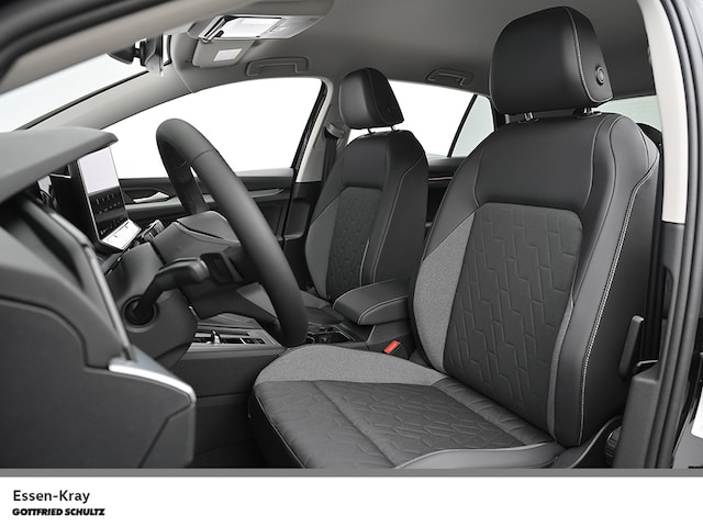 Volkswagen Golf 1.5 eTSI