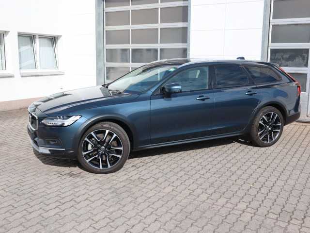 Volvo V90 Cross Country AWD Plus