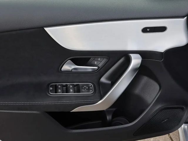 Mercedes-Benz A 200 AMG Line