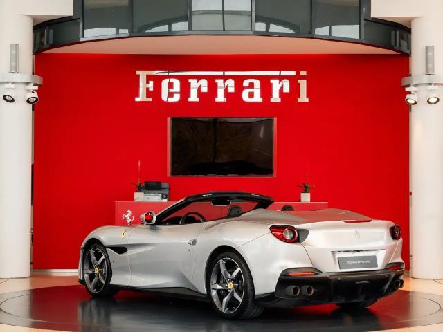 Ferrari Portofino M MagneRide*Nackenwärmer*Sitzbelüftung