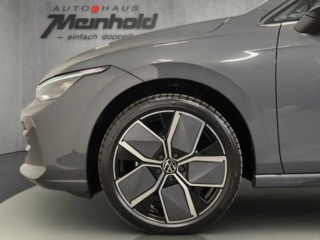 Volkswagen Golf 1.5 TSI DSG Style Variant