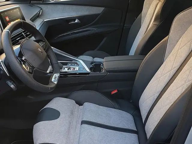 Peugeot 3008 EAT8 GT-Line Hybrid4