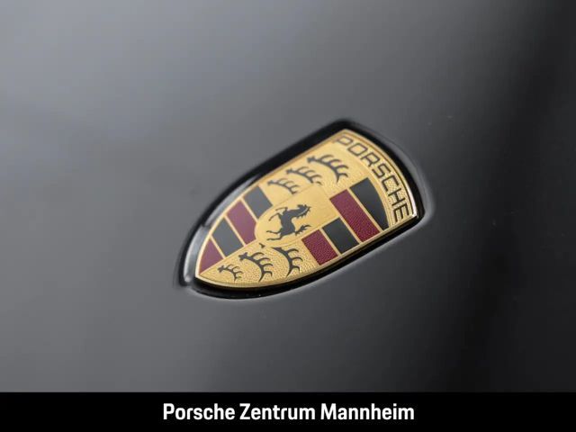 Porsche 992 4 Carrera Coupé GTS