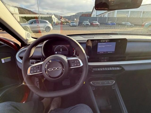 Fiat 600e HYBRID 100 kW