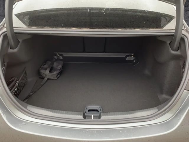 Mercedes-Benz C 300 AMG Line C 300 d Sedan