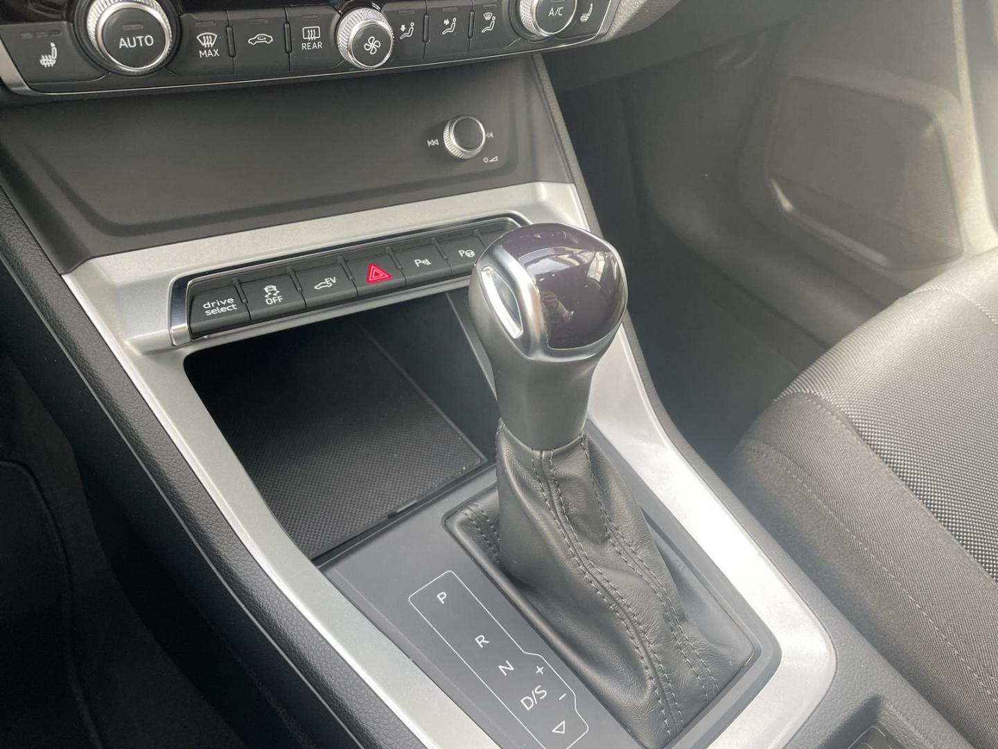 Audi Q3 45 TFSI Hybride